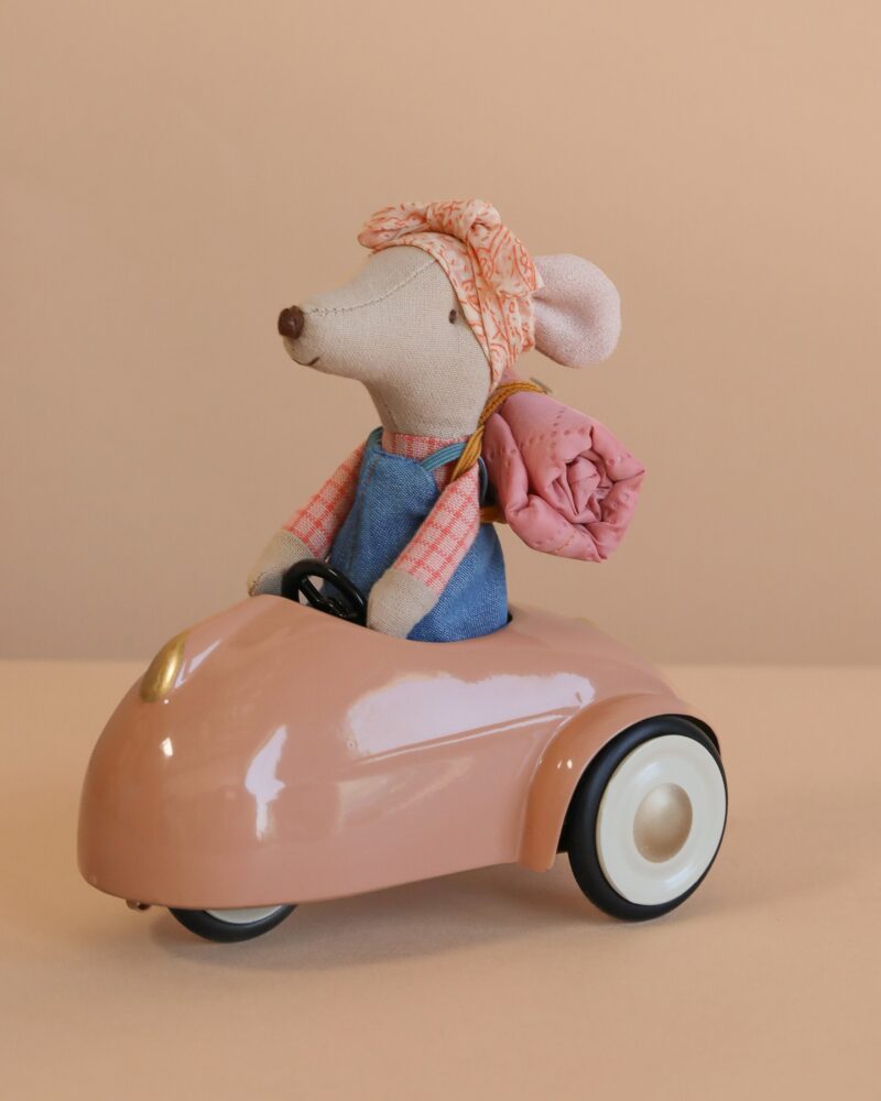 Maileg Big Sister Mouse Holiday Adventure Set - Image 2