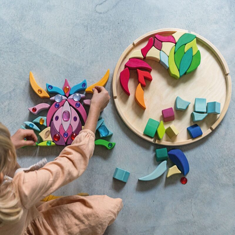 Grimm's Lara Circle Flower Building Set - Image 6